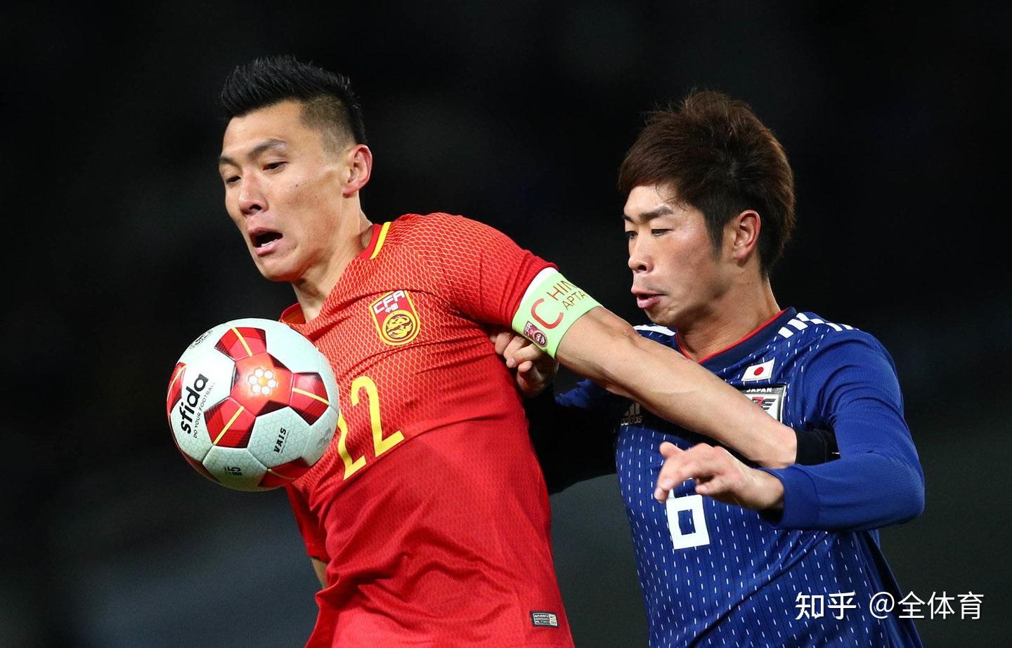 PG电子线上登入-足球之夜闪耀迷人，赛事实力比拼的简单介绍